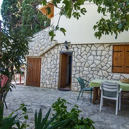Kukin Apartment