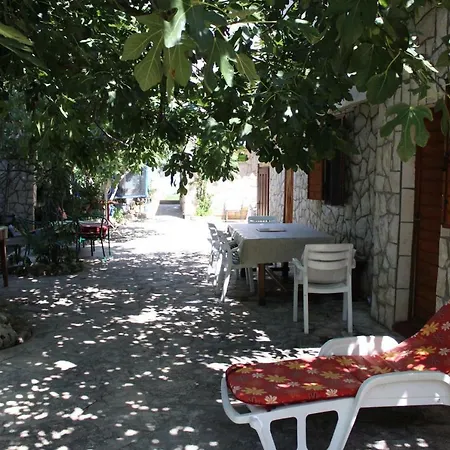 Kukin Apartment Pakostane